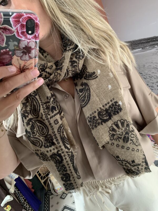 Sjaal 'Bandana print' - Taupe/Zwart/Beige