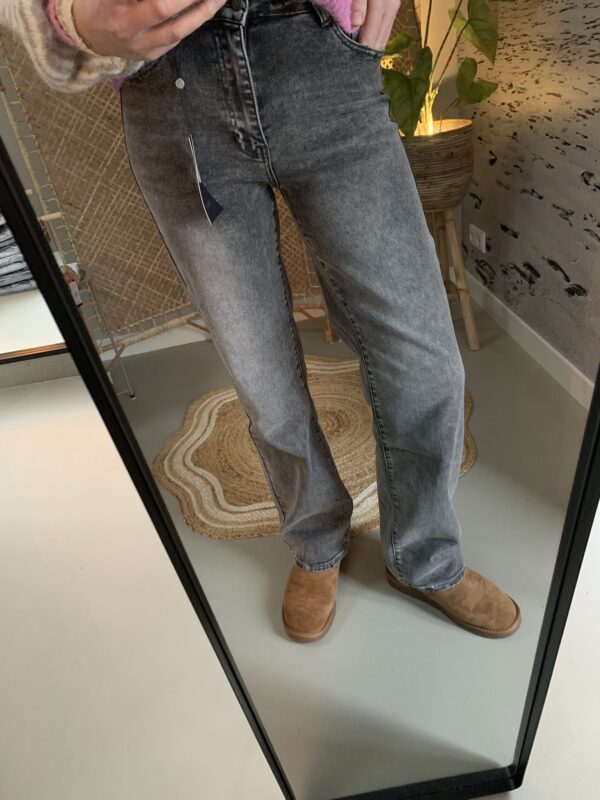 Laulia Jeans; Loose Straight EXTRA LONG - Donker grijs