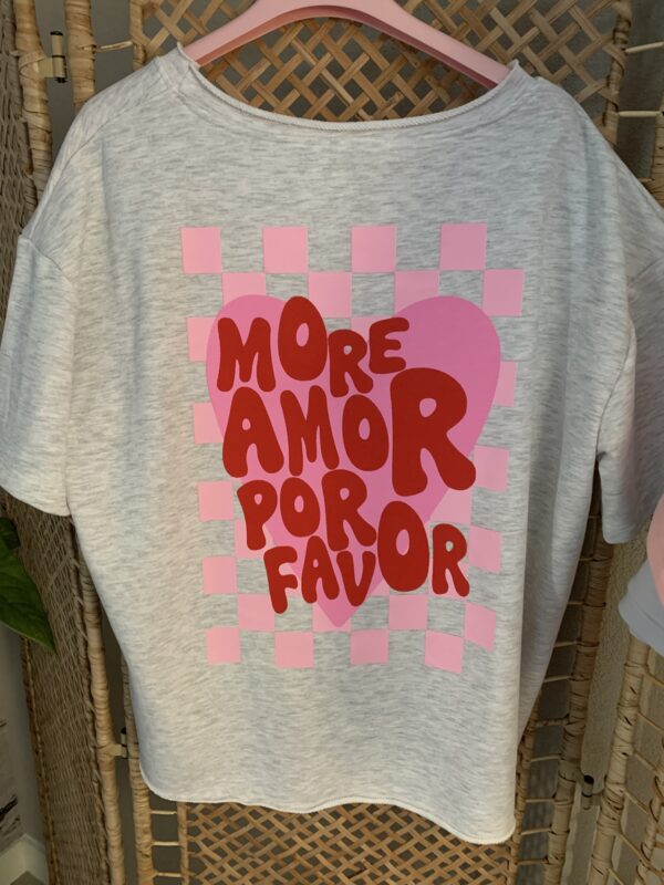 T-shirt/Sweater 'More Amor' - Licht grijs
