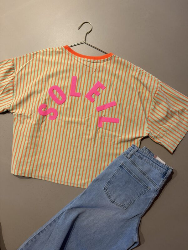 T-shirt streep 'Club Soleil' - Groen/Oranje/Roze verticaal