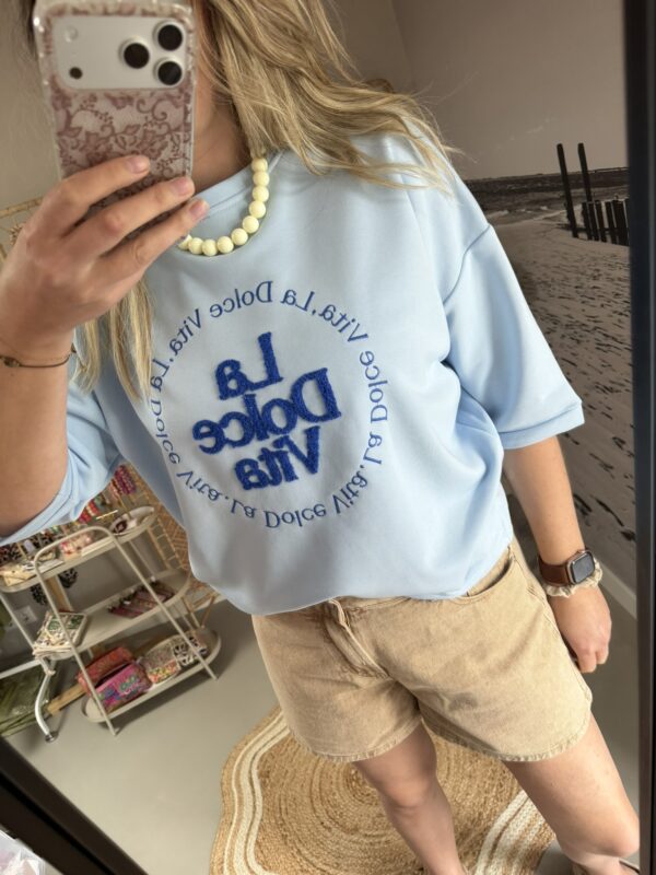 T-shirt/Sweater 'La Dolce Vita' - Geel/Roze