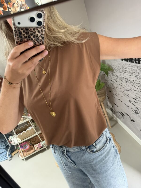 Top - Camel