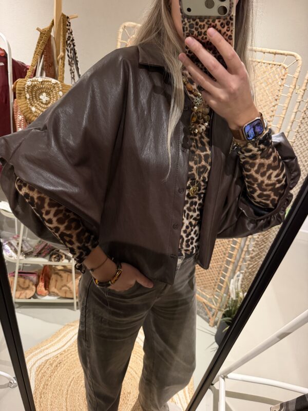 PU leer blouse met ballon mouw - Bruin